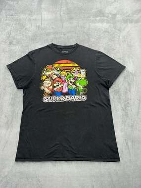 Nintendo Super Mario Character Group Sunset Graphic T-Shirt